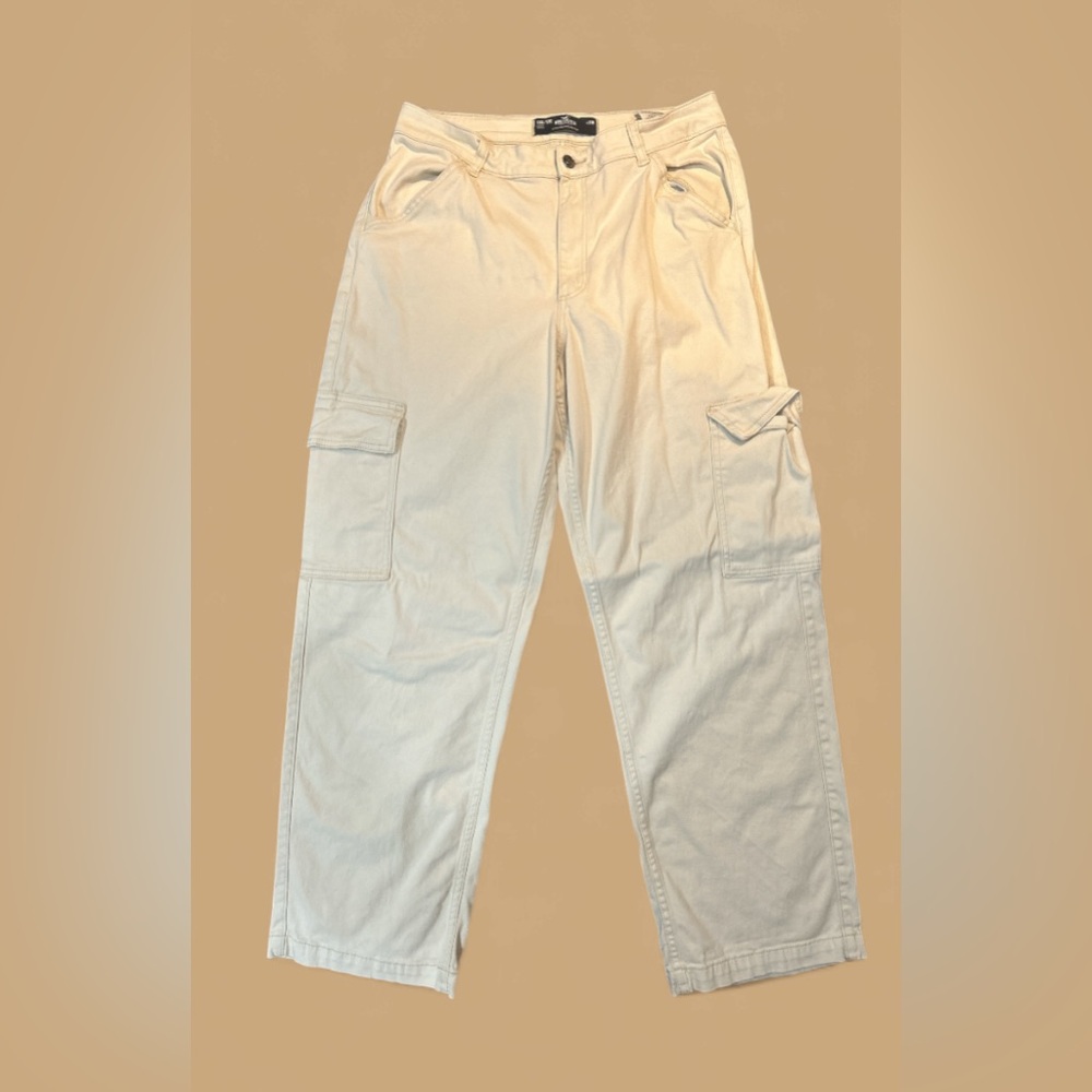 Hollister ultra high rise Dad Pant women’s Casual Cargo, size 31